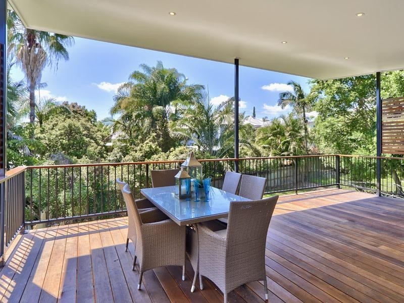 19 Burlington Street, East Brisbane QLD 4169