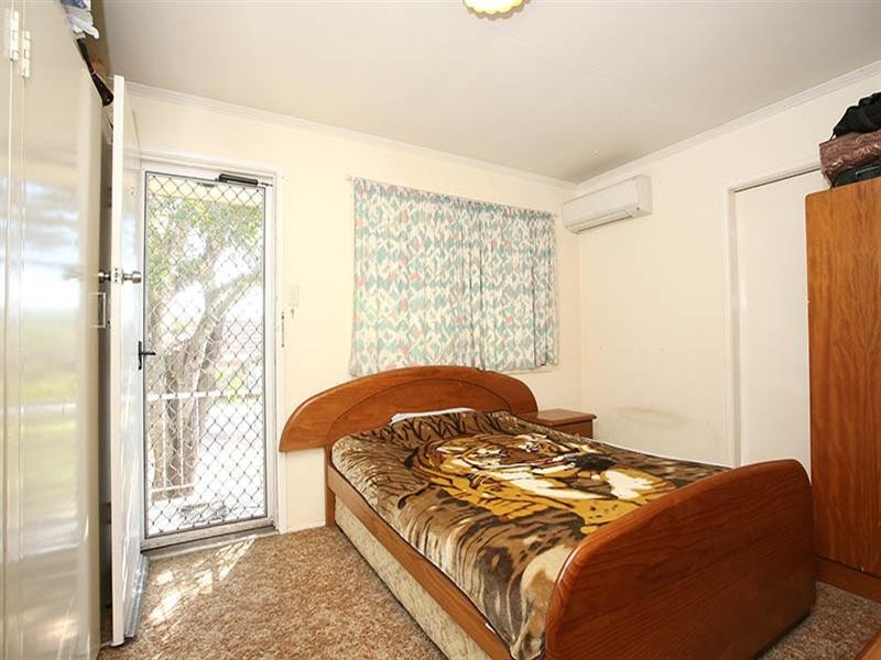 2/50 Moore Street, Morningside QLD 4170