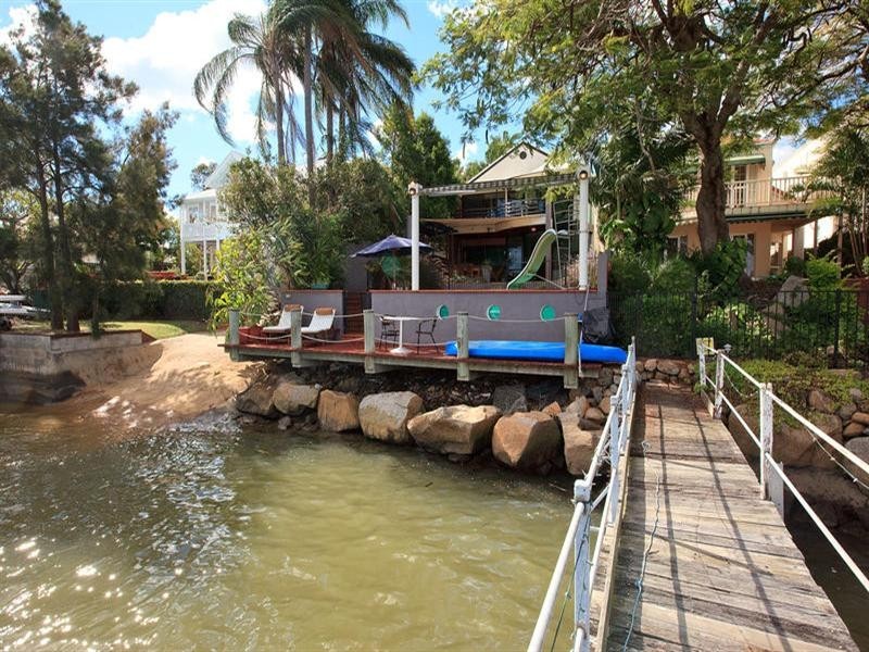 102 Quay Street, Bulimba QLD 4171