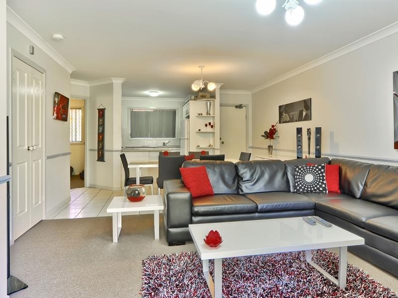 4/15 Malcolm Street, Hawthorne QLD 4171