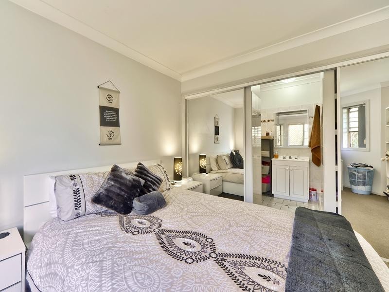 4/15 Malcolm Street, Hawthorne QLD 4171