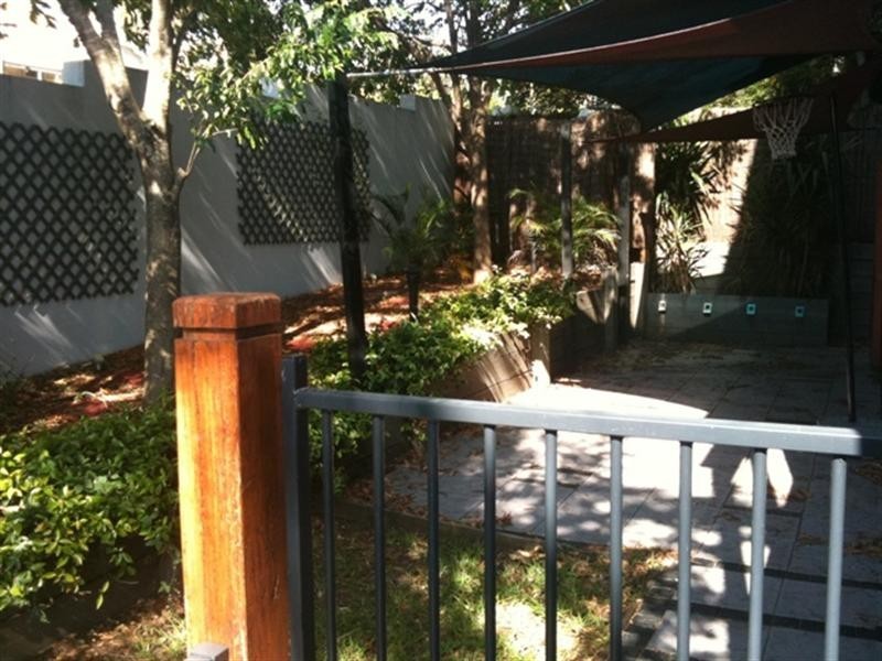 2 Kingfisher Lane, East Brisbane QLD 4169