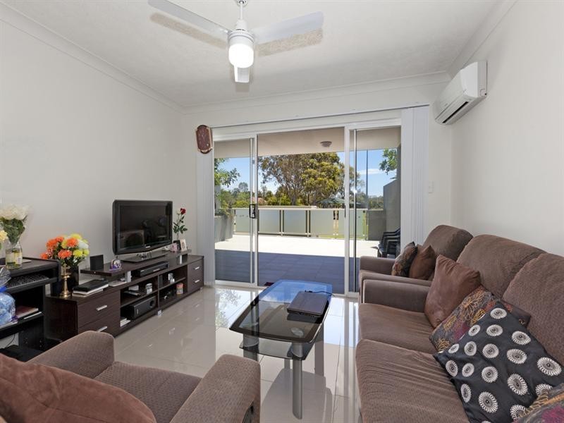 888 Wynnum Road, Cannon Hill QLD 4170