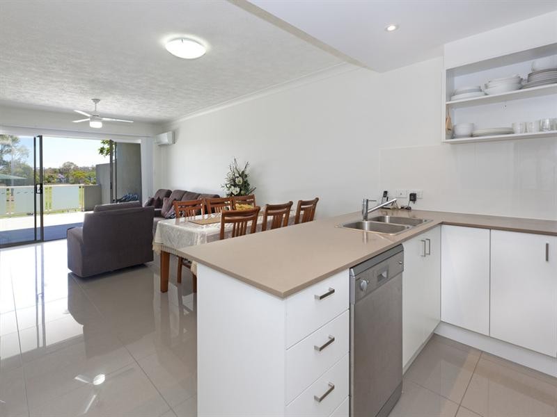 888 Wynnum Road, Cannon Hill QLD 4170