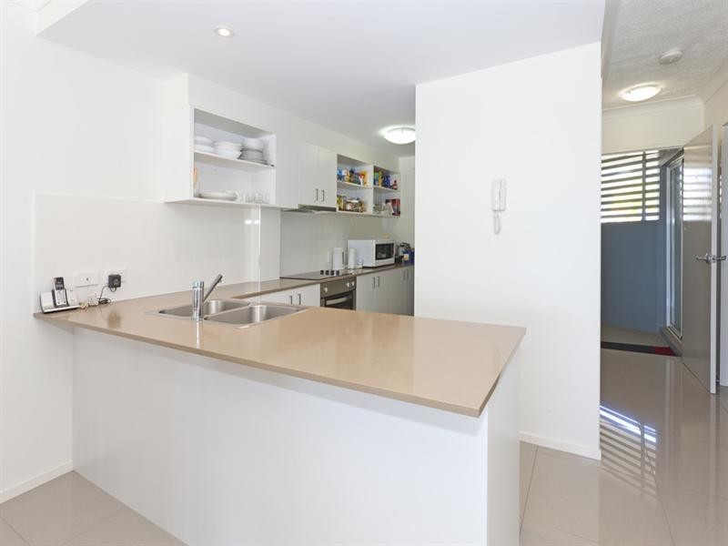 888 Wynnum Road, Cannon Hill QLD 4170