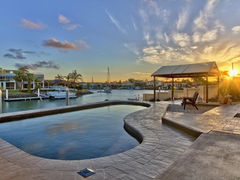 101 Masthead Drive, Raby Bay QLD 4163