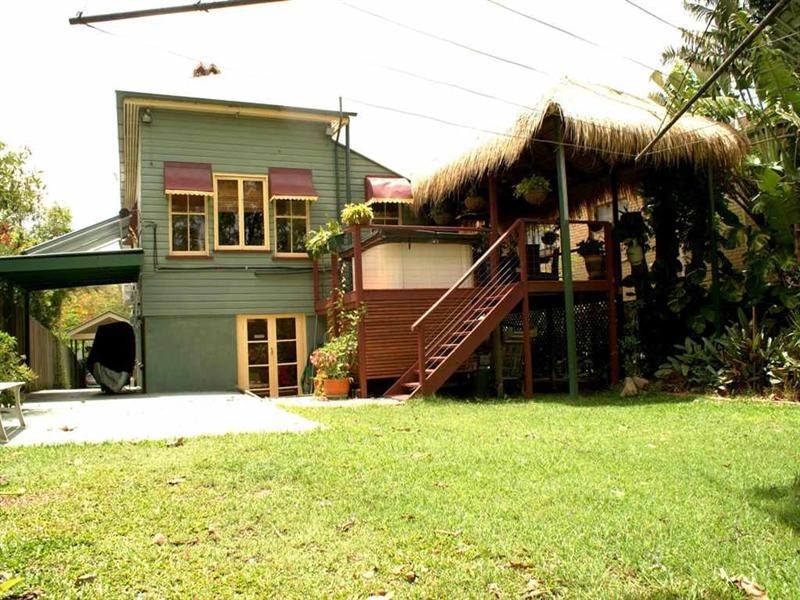 9 Norman Street, East Brisbane QLD 4169