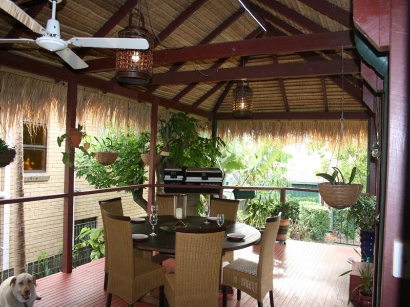 9 Norman Street, East Brisbane QLD 4169