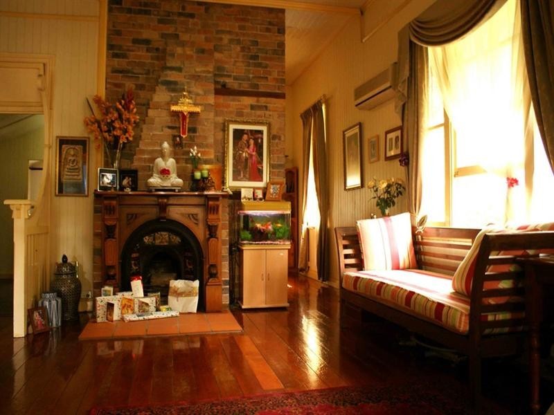 9 Norman Street, East Brisbane QLD 4169