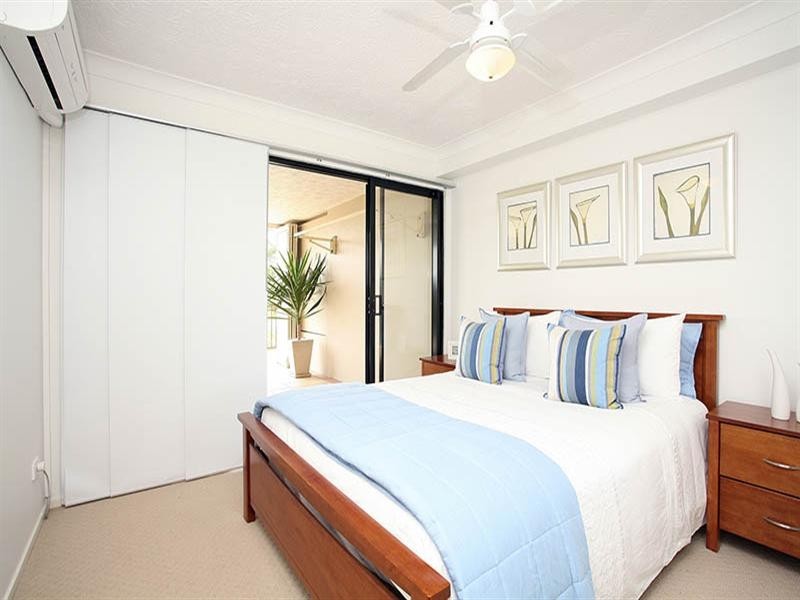 16/13 Vectis Street, Norman Park QLD 4170