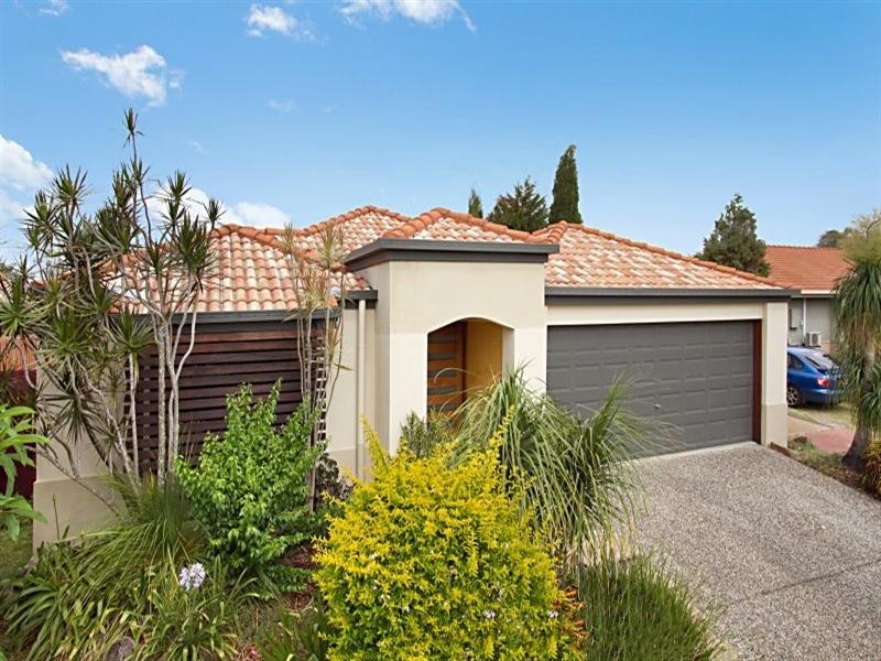 11 Ross Place, Wakerley QLD 4154