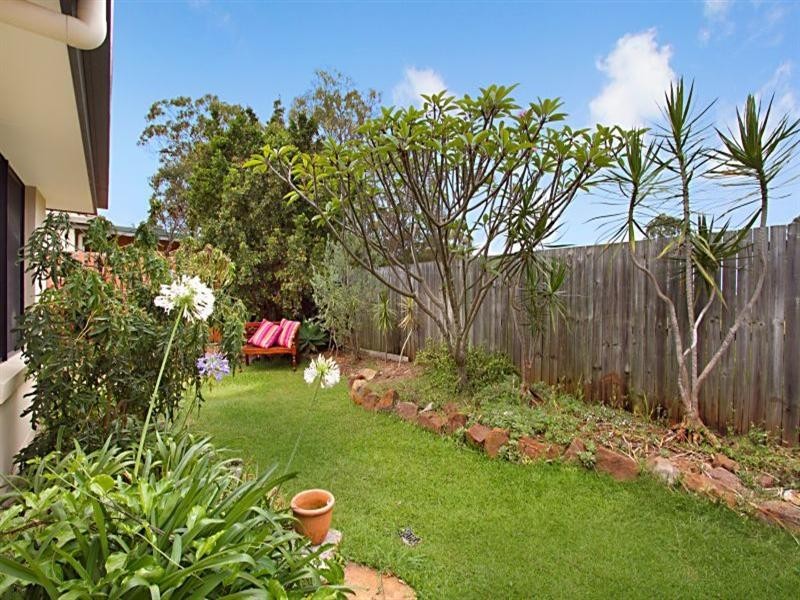 11 Ross Place, Wakerley QLD 4154
