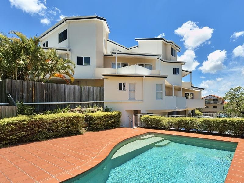 3/16 Miles Street, Hawthorne QLD 4171