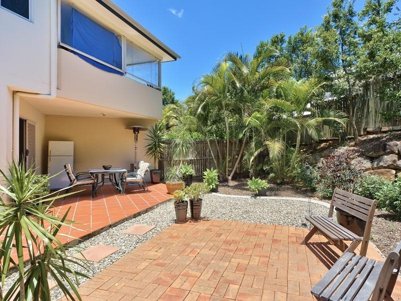 3/16 Miles Street, Hawthorne QLD 4171