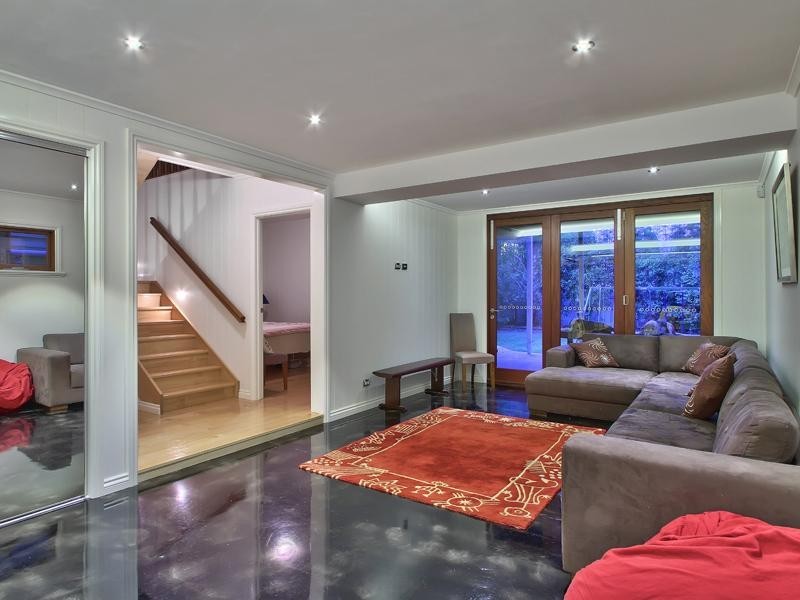 73 Malcolm Street, Hawthorne QLD 4171