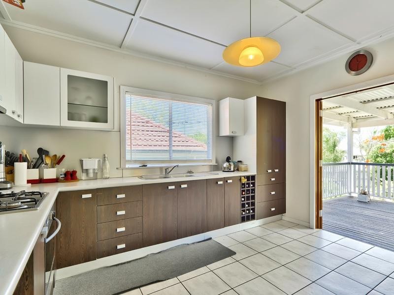 36 Burrai Street, Morningside QLD 4170