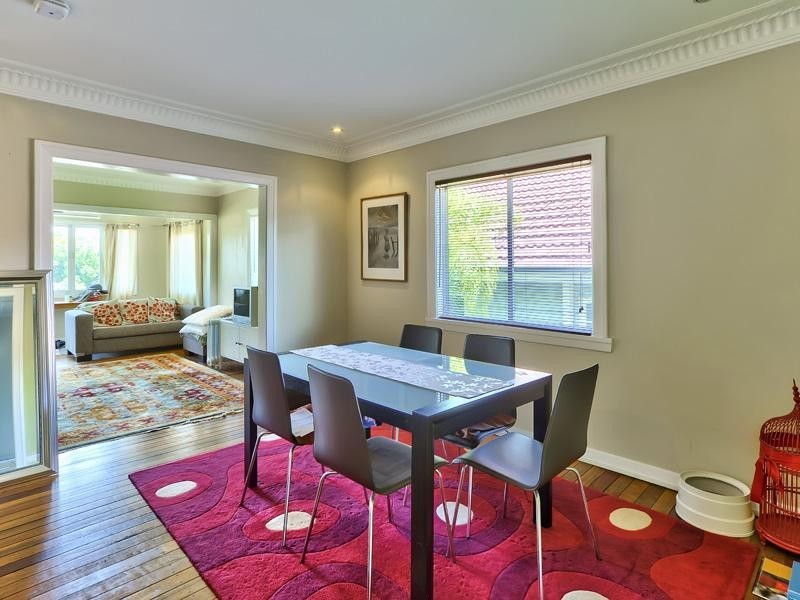 36 Burrai Street, Morningside QLD 4170