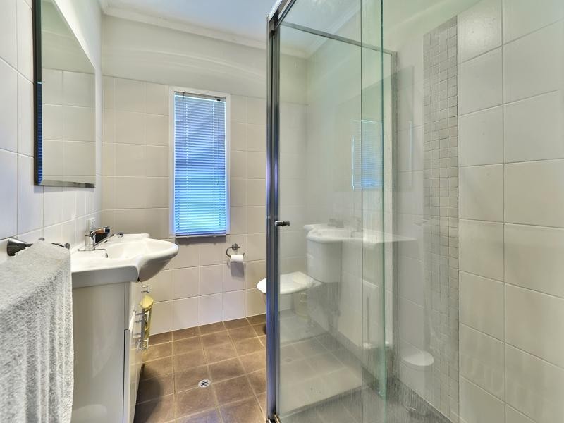 36 Burrai Street, Morningside QLD 4170