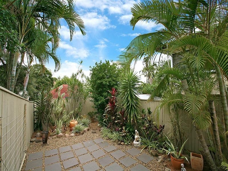 2/15 Hartley Street, Camp Hill QLD 4152