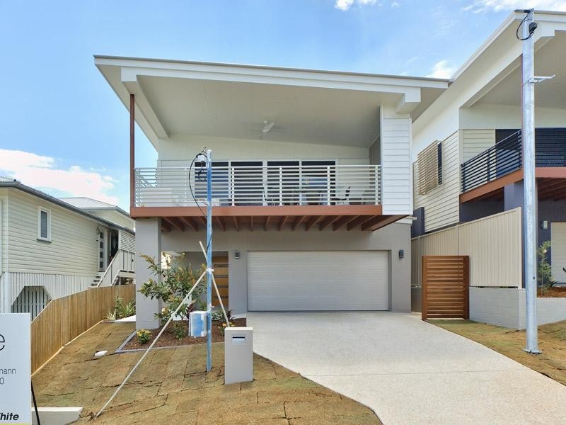 44 Dover Street, Hawthorne QLD 4171