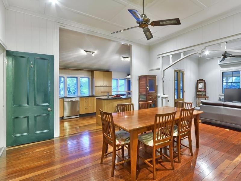 114 Henderson Street, Bulimba QLD 4171