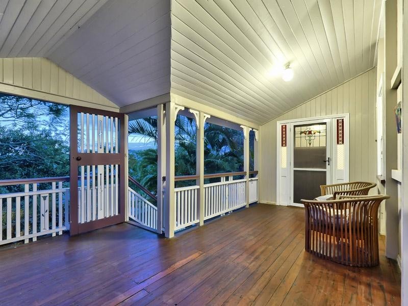 114 Henderson Street, Bulimba QLD 4171