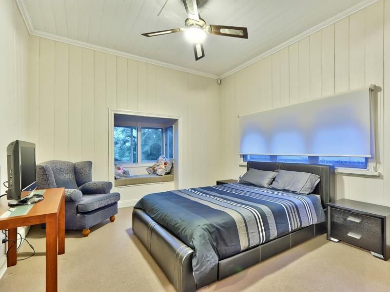 114 Henderson Street, Bulimba QLD 4171