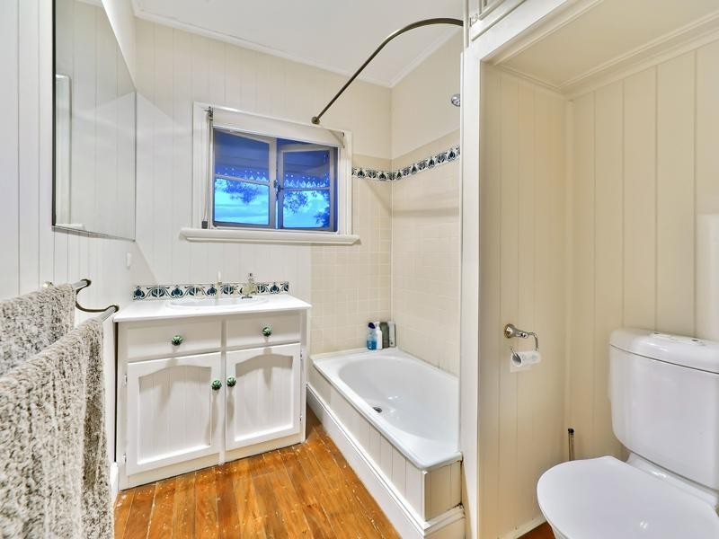 114 Henderson Street, Bulimba QLD 4171