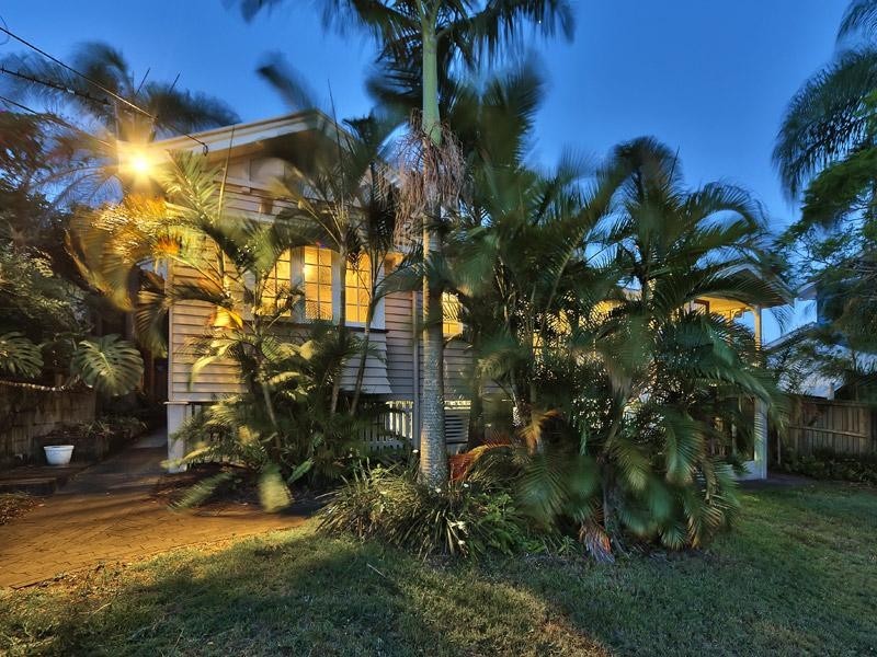 114 Henderson Street, Bulimba QLD 4171