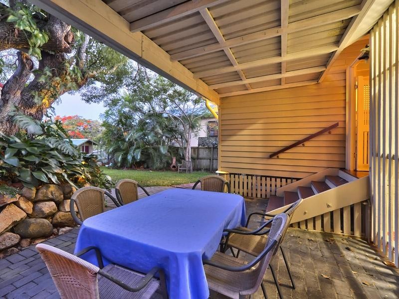 114 Henderson Street, Bulimba QLD 4171