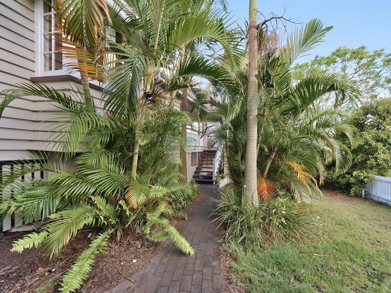 114 Henderson Street, Bulimba QLD 4171