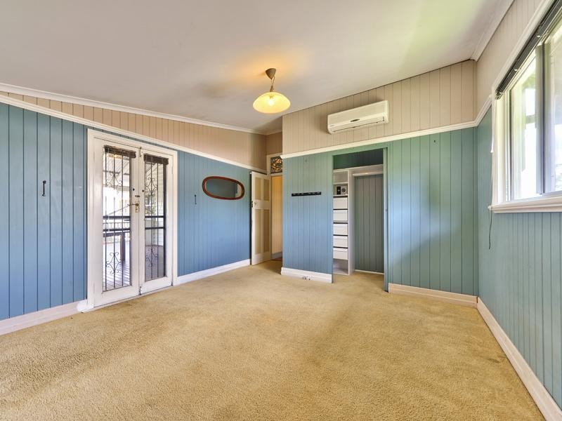 124 Barrack Road, Cannon Hill QLD 4170