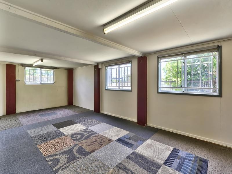 124 Barrack Road, Cannon Hill QLD 4170