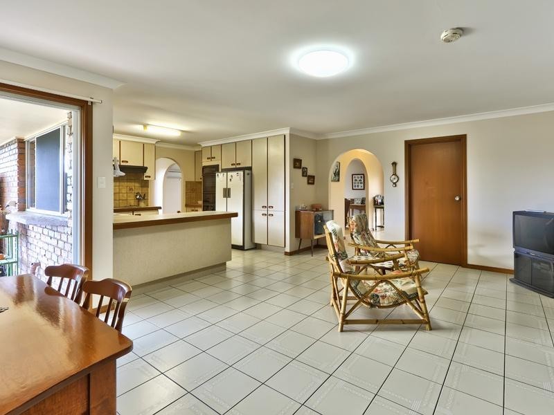 82 Cadogan Street, Carindale QLD 4152