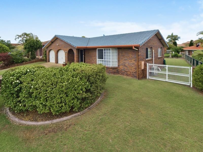 82 Cadogan Street, Carindale QLD 4152