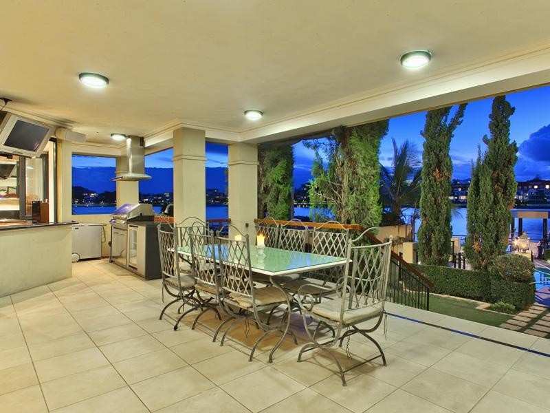 42 Gordon Street, Hawthorne QLD 4171