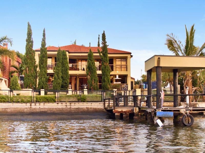 42 Gordon Street, Hawthorne QLD 4171