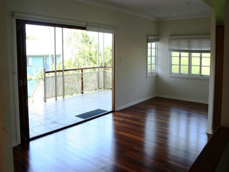 109 Erica Street, Cannon Hill QLD 4170