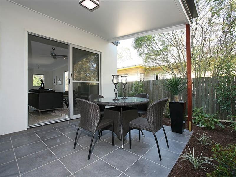 3 and 4/24 Rossiter Street, Morningside QLD 4170