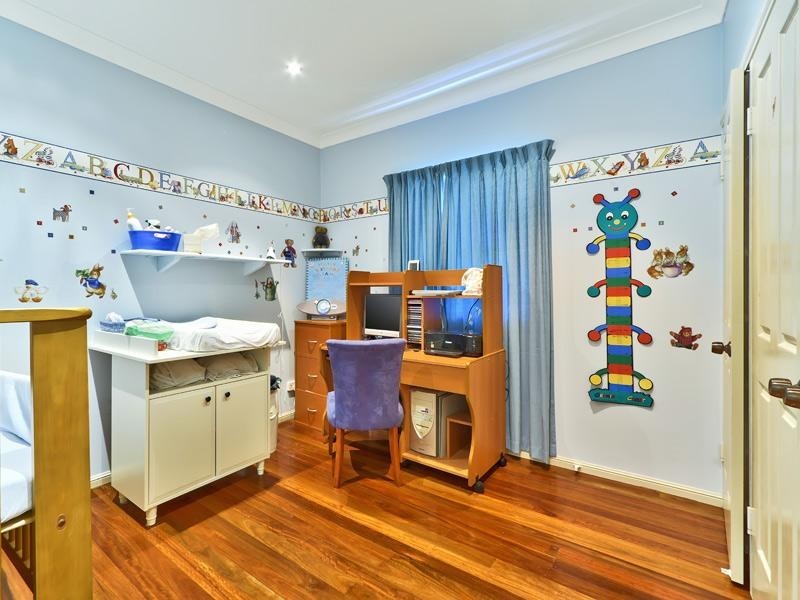 52 Bunowang Street, Balmoral QLD 4171