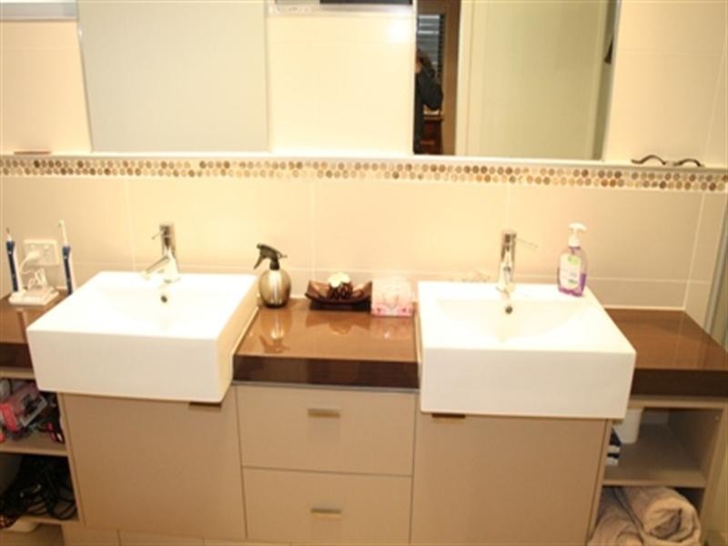 51 Kates Street, Morningside QLD 4170