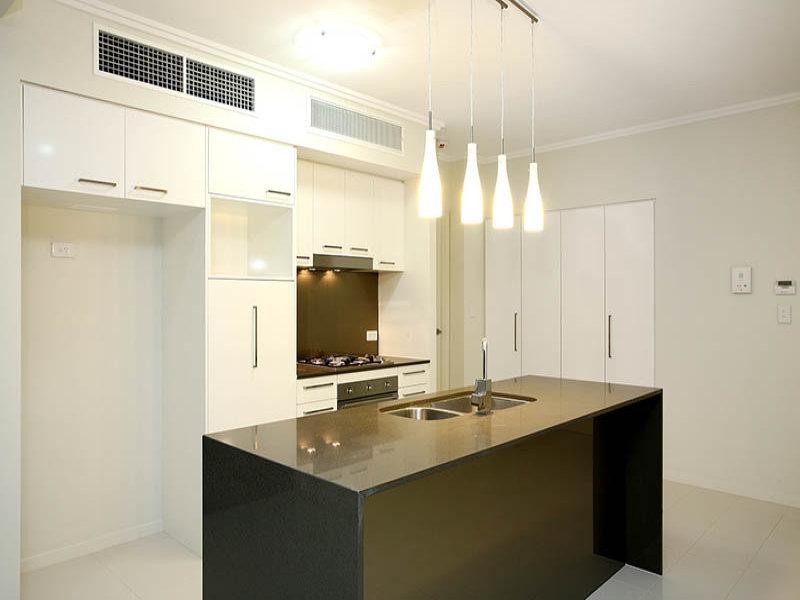 4/64 Barton Road, Hawthorne QLD 4171