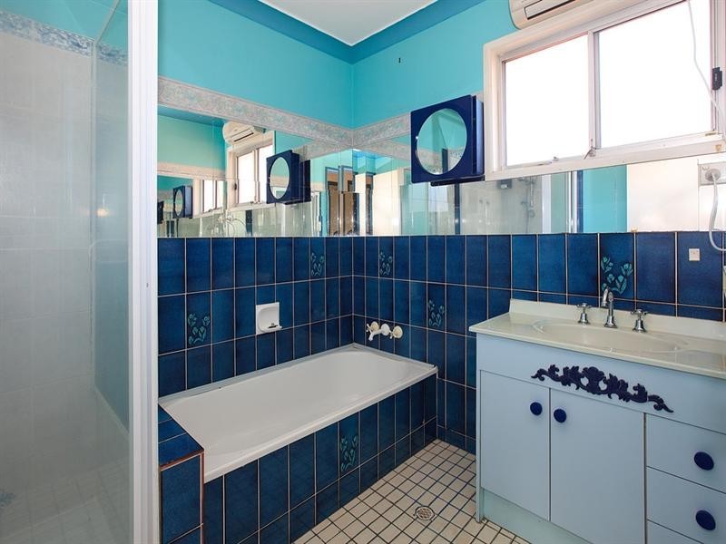 30 Bent Street, Cannon Hill QLD 4170