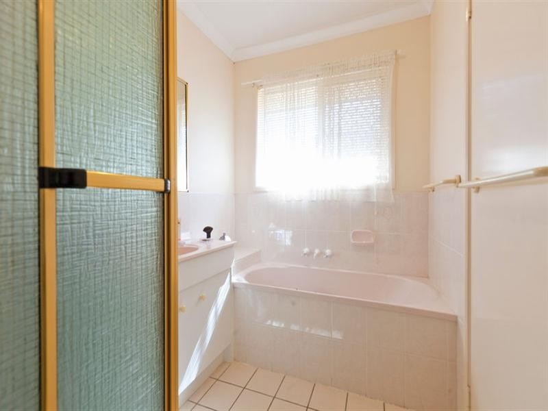 24 Laguna Circuit, Tingalpa QLD 4173