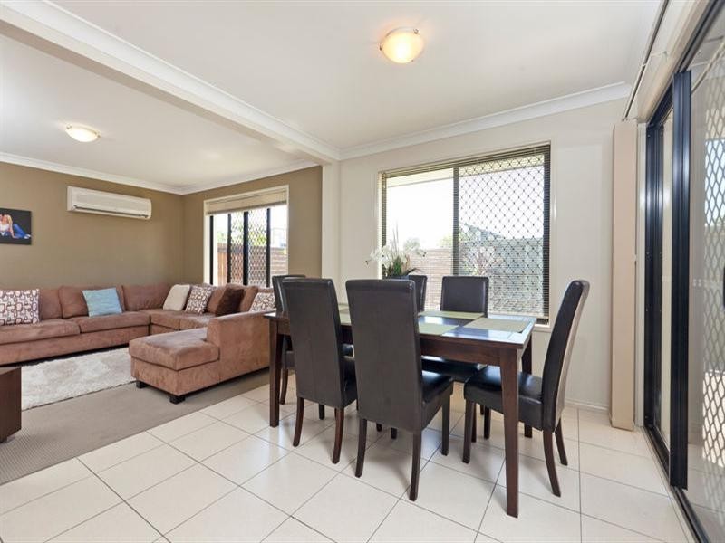 2 Rymera Crescent, Gumdale QLD 4154