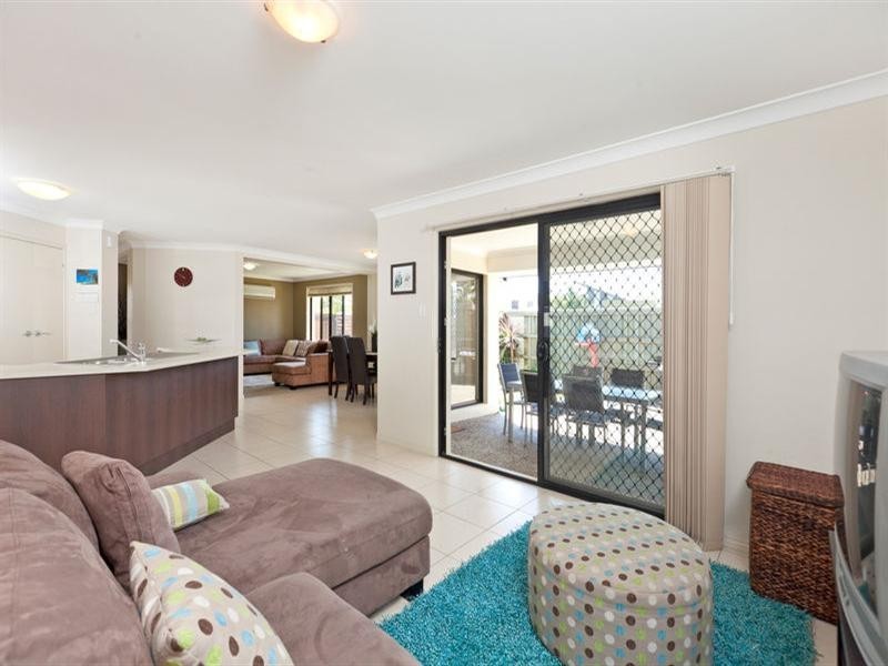 2 Rymera Crescent, Gumdale QLD 4154