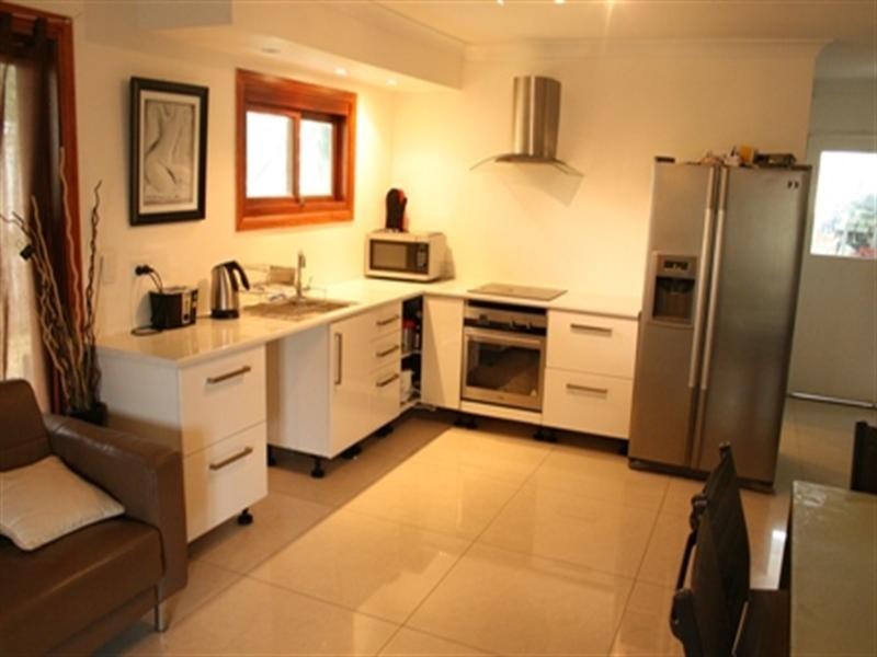 43 Windemere Avenue, Morningside QLD 4170