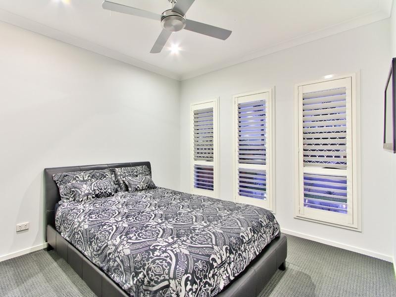 342 Stanley Road, Carina QLD 4152