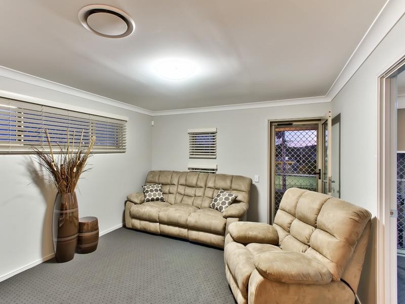 344 Stanley Road, Carina QLD 4152