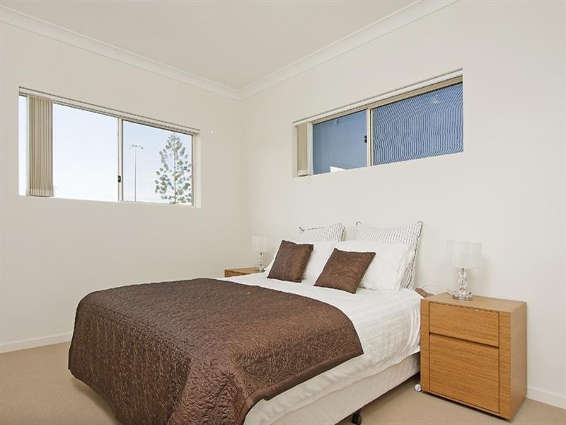 1/20 Love, Bulimba QLD 4171